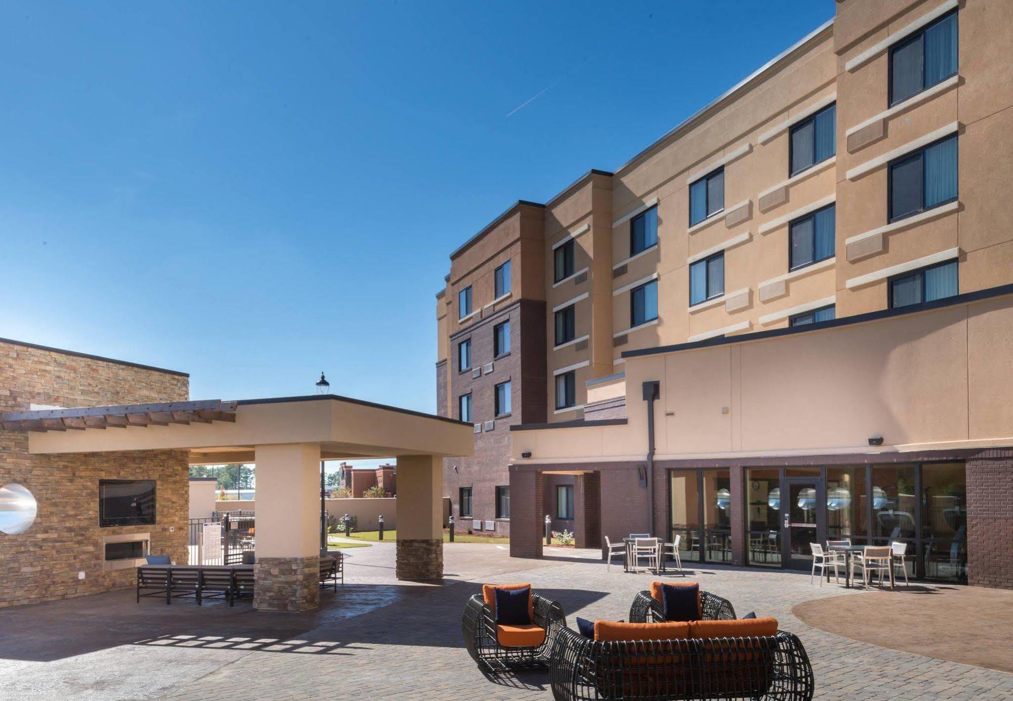 Courtyard By Marriott ג'קסונוויל מראה חיצוני תמונה
